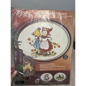 NEW Paragon Needlecraft Exquisite Hummel Stitchery Crewel 0464 Needlework Kit